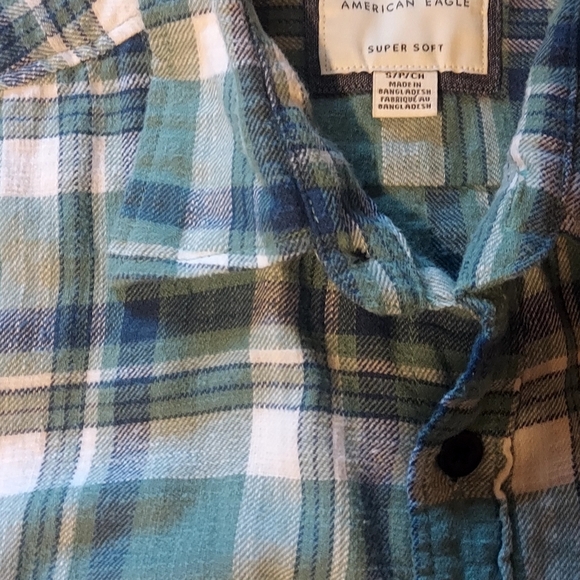 American Eagle Super Soft size small flannel shirt - Picture 1 of 3